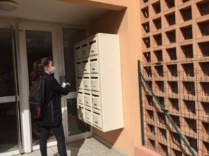Distribution d'imprimés Marseille boites aux lettres extérieur résidence