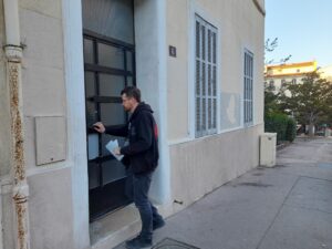 Distribution boites aux lettres Marseille 7e arrondissement sur une rue proche du parc saint-Nicolas